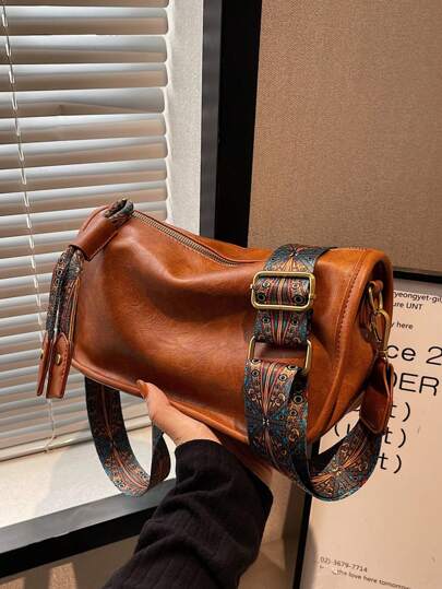 حقيبة كروس بودي كاجوال ناعمة ذات حزام بنقشة هندسية للاستخدام اليومي للنساء