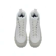 Nike 耐克女款 Blazer Roam Mid 运动鞋/休闲鞋，高帮厚底运动鞋 FQ9065-200 - 白色 - 查看 6