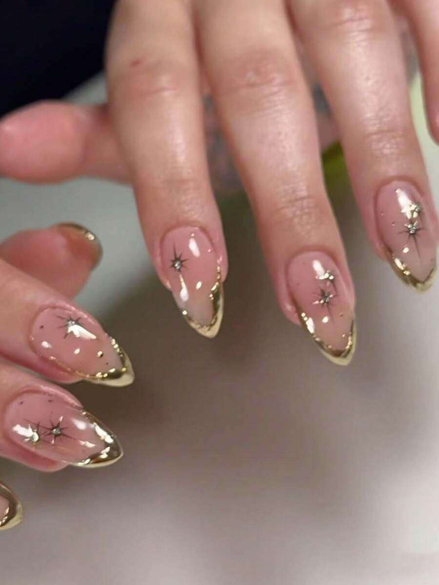 10 sztuk ręcznie robione migdałowe złote asymetryczne francuskie końcówki gwiazda kryształki dekoracyjne eleganckie minimalistyczne modne akrylowe końcówki paznokci naciśnij na paznokcie