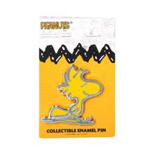 Peanuts 1/3 PCS 官方授权金属胸针珐琅别针可爱卡通情侣礼物小狗个性收藏品官方授权角色模型首饰装饰背包书包服装布袋笔袋可爱时尚徽章适合男女日常佩戴情人节礼物 - 彩色 - 查看 14