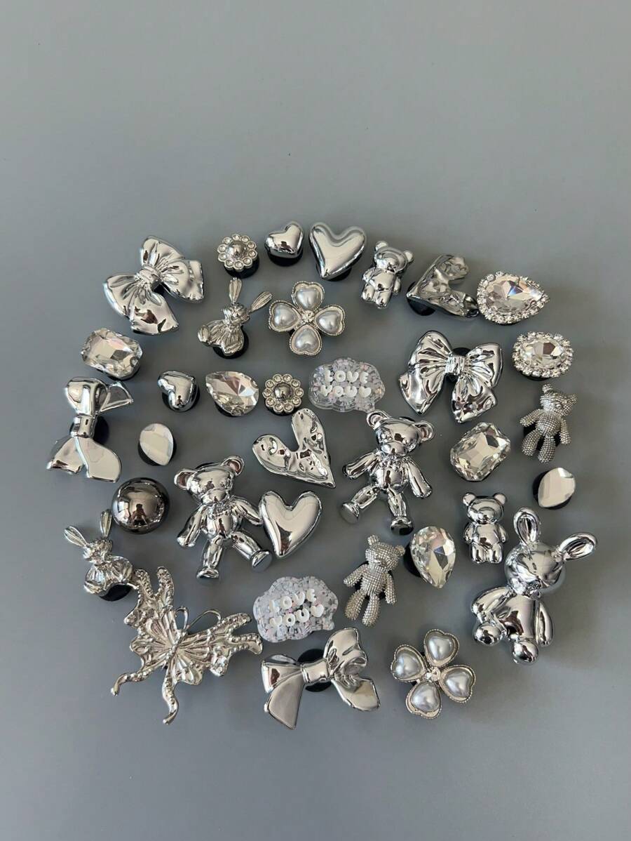 20 piezas de charms de oso con lazo metálico plateado aleatorio, diseño unisex - Blanco - Ver 1