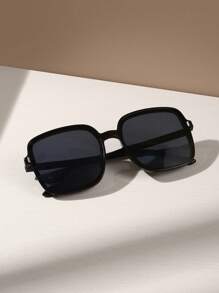 1 Pair Unisex Square Minimalist Fashion Fashion Glasses Suitable For Beach, Sports, Vacation, Travel, Festive Outfits, Casual Outings, Street, Driving, Sports Style, Fishing, Street Style Accessories, Outdoor Activities, Parties