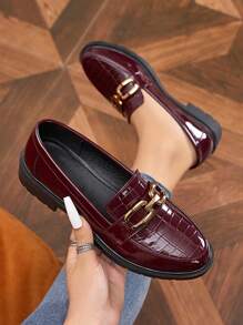 2025 Autumn Women's Spring Loafers - Burgundy Patent Leather Platform Slip-Ons, Round-Toe & Metal Buckle For Casual Chic