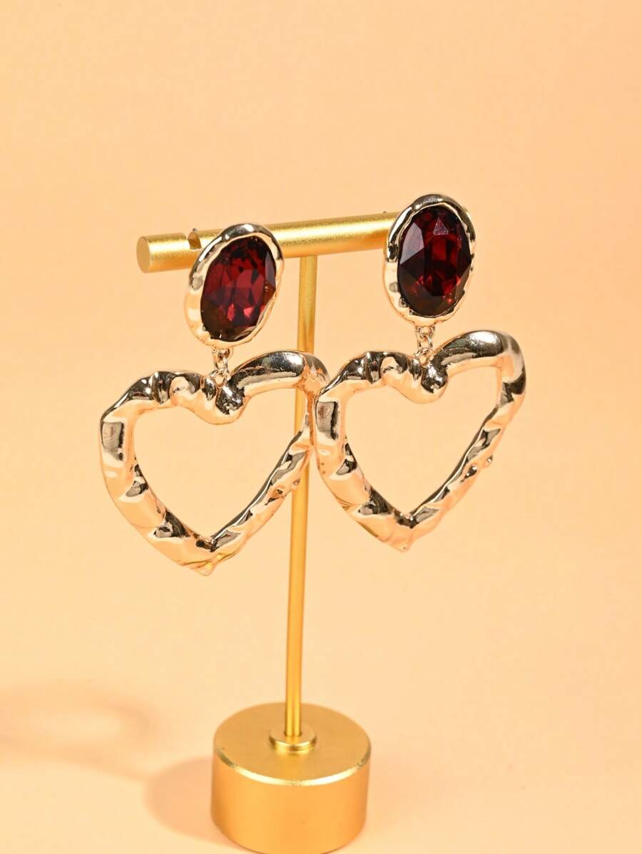 1 Pair Fashionable Hollow Heart Gemstone Alloy Heart Tassel Long Dangle Earrings For Women