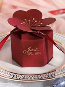 10pcs Creative Flower Petal Candy Box, European Style Wedding Table Gifts Hexagonal Flower Petal Box With Ribbon, Wedding Favor Box