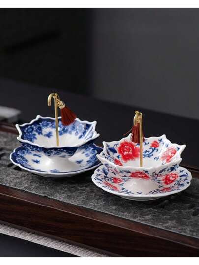 [Colador de té floral elegante] Colador de té en cerámica de diseño azul y blanco con flores y borla - Colador de hojas de té con forma de paraguas decorativo para entusiastas del té gourmet