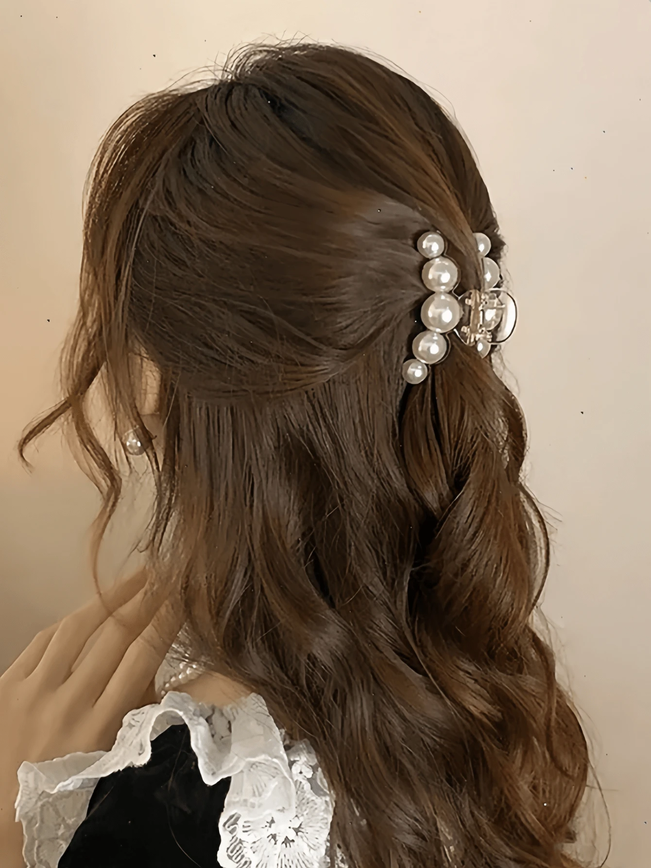 1pc 7cm Pearl Decorative Hair Claw Clip, Simple And Sweet For Everyday Use