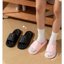 Pantuflas para hombres en verano, de suela gruesa, ligeras, resistentes al desgaste para uso en el baño, pareja de zapatos para mujer. Regalos personalizados para el Día de la Madre, regalos de última hora, ideas para el Día de la Madre, regalos para el Día de la Madre, tarjetas hechas a mano para mamá, los mejores regalos para el Día de la Madre por menos de $50