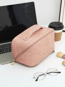 1 PC High-Grade Cherry Blossom Pink PU Leather Retro Style Embossed Relief Make Up Bag,Fashionable And Casual Large Capacity Portable Zipper Makeup Bags,Travel And Vacation Essentials Cosmetic Bags For Sanitary Napkins,Pouch Pads,Wired Earphones,Earpods,Headphones,Charger,Lipsticks,Cosmetics,Perfume,Skin Care And Beauty Products,Home Decor,For Mom,Women,Nurses,Students,School Girls,Keys,Holiday Gifts