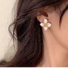 1 Pair Fashionable Hibiscus Flower French Retro Style Drippy Glazed Red Flower Earrings, 3D Mini Flowers Versatile Earrings Accessories