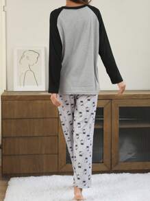 Sanrio Women's Cute Cartoon Pattern Fleece Warm Hello Kitty Pajama Set, Including Long Sleeve Crew Neck Top And Pants, Comfortable Loose Fit, Suitable For Spring, Autumn And Winter, Fall Clothes