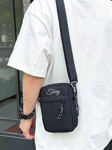 قطعة واحدة حقيبة كروس بودي مع شعار حرف شخصي، حقيبة كتف رياضية ودراجات نارية مخصصة بالاسم، حقيبة حمل على الكتف بطراز ياباني، محفظة صغيرة، حقيبة إلكترونيات، حقيبة سفر، مناسبة للاستخدام اليومي وكهدية لأفراد الأسرة والأصدقاء في مناسبات عيد الأم، عيد الأب، عيد المرأة، عيد الحب، عيد المعلم، عيد الممرضة، أعياد الميلاد