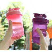 Leeseph Botella coctelera con bolas coctelera Botella coctelera para bebidas a prueba de fugas para agitar y prepararse la mejor taza coctelera (sin BPA) - Rosa 400ml - Ver 8