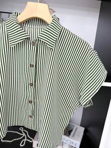 ELLIE Casual Striped Print Loose Cropped Shirt - 綠色條紋 - 查看 4