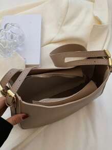 Fashionable Solid Adjustable Shoulder Crossbody Handbag For Women