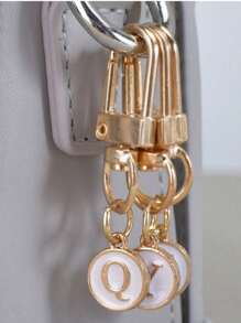 26er Buchstaben Buchstaben Schlüsselanhänger, rundkuppelförmig, zweiseitig, aus Legierung | Initiale A-Z, goldfarbenes Taschen- & Accessoire-Anhänger | Vielseitiger Karabinerverschluss Schlüsselring für Dekoration | Einzigartiges Schreibwaren, Rucksack & Kopfhörer-Taschenverschluss | Ideales Geschenk zum Geburtstag & Lernhilfe zu Halloween