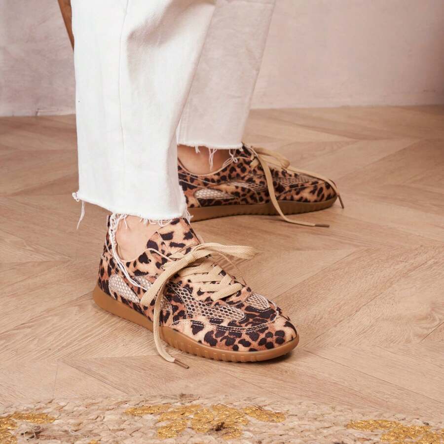 Low-Top Lace-Up Sneakers With Panel Detailing And Side Stripe - Leopard - View 1