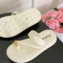 经典人字拖，时尚简约别致优雅沙滩拖鞋，2025 年夏季新品