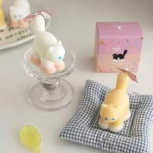 Cat Candle Cute Handmade Decoration Holiday Gift With Hand Gift Creative Aromatherapy Candle Party Romantic Holiday - Multicolor - View 5