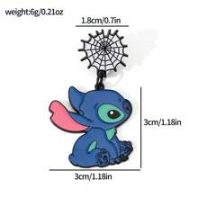 1/2 piezas Broche de Disney Stitch, el extraterrestre, divertido y de fantasía, pasador de esmalte de metal, joyería, accesorio para mochila, ropa, regalo festivo