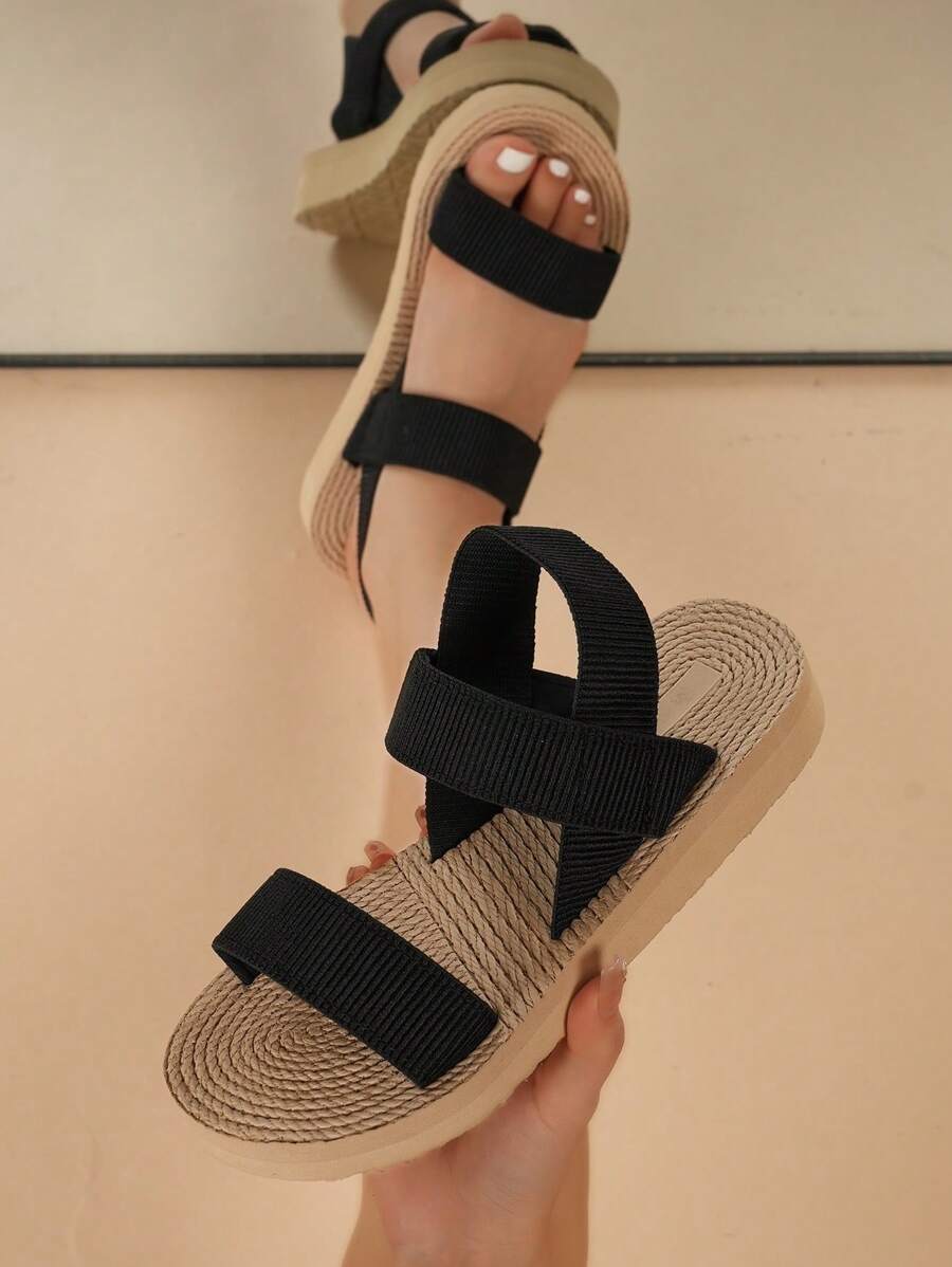 Giày sandal đế xuồng đế xuồng cho nữ, Giày sandal trượt hình học màu đen, Giày xỏ ngón, Dây giày đàn hồi, Đế giày họa tiết dây ngô, Giày sandal du lịch bãi biển mùa hè màu nâu