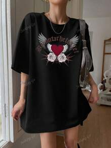 Camiseta negra holgada de mujer con cuello redondo, manga corta y diseño romántico de alas de corazón personalizado, estilo casual Y2K