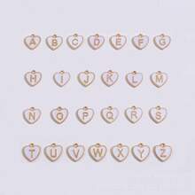 26er Buchstaben Buchstaben Schlüsselanhänger, rundkuppelförmig, zweiseitig, aus Legierung | Initiale A-Z, goldfarbenes Taschen- & Accessoire-Anhänger | Vielseitiger Karabinerverschluss Schlüsselring für Dekoration | Einzigartiges Schreibwaren, Rucksack & Kopfhörer-Taschenverschluss | Ideales Geschenk zum Geburtstag & Lernhilfe zu Halloween