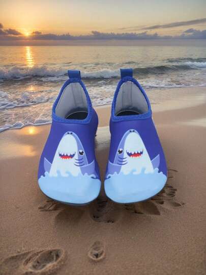 1双儿童夏季水鞋，户外水鞋，瑜伽鞋，卡通防滑透气沙滩鞋，训练鞋，女童卡通图案圆头布艺运动水袜