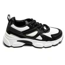 Fashionable Casual Breathable Thick Sole Sneakers - Black - View 2