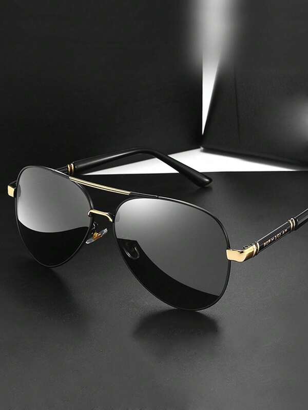 1pc Vintage European & American Style Fashion Glasses, Fashion Men's Glasses, Classic Gentlemanly Appearance, High Quality Horn-Rimmed Glasses, Unisex Driving Fashion Glasses