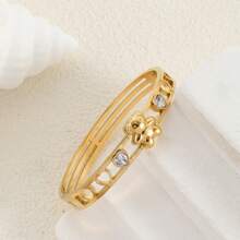 1 件女士简约金色不锈钢手镯，镶有方晶锆石，钛钢生命树设计，百搭优雅，是绝佳的礼物选择