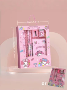 Sanrio Autorisé par Sanrio Ensemble de papeterie mignon de chien Melody Cinnamon de Sanrio. Fournitures scolaires pour garçons et filles - crayons et boîte de rangement pour crayons, gomme, taille-crayon, règle, cahier. Cadeaux pour la rentrée, Halloween, Noël (la conception et la couleur de la boîte cadeau peuvent varier selon les différents lots de production)
