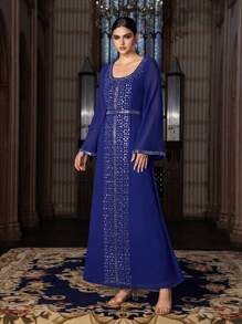 Faeriesty Abaya 优雅雪纺晚礼服，饰有垂直水钻 - 合身的廓形、飘逸的垂坠感以及袖子和腰部精致的珠饰，非常适合晚会、婚宴、文化仪式 - 寶藍色 - 查看 9