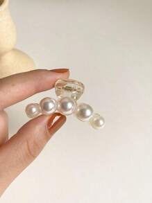 1pc 7cm Pearl Decorative Hair Claw Clip, Simple And Sweet For Everyday Use