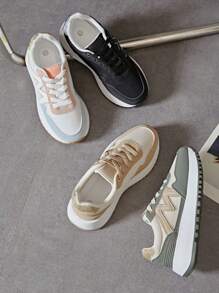 M Logo Women's Sneakers, Trendsetter - Army Green - View 4