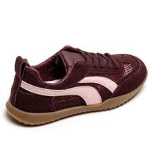 Low-Top Lace-Up Sneakers With Panel Detailing And Side Stripe - Burgundy - View 4