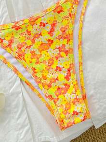 New Soft Ditsy Floral Shell Pendant Adjustable Halter Bikini Set, Summer Beach Fashion Swimwear For Ladies