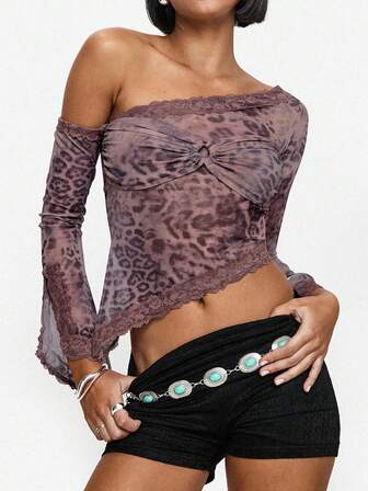 Women Floral Print Chiffon One-Shoulder Flare Sleeve Lace Trim Blouse