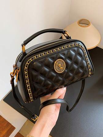 时尚优雅纯色绗缝女士手提包，配有链条和金属装饰，单肩和斜挎贝壳包，适合女士日常办公和约会礼物