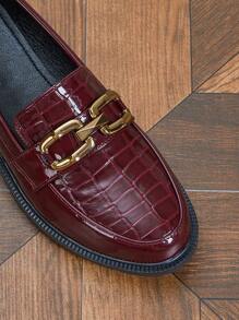 2025 Autumn Women's Spring Loafers - Burgundy Patent Leather Platform Slip-Ons, Round-Toe & Metal Buckle For Casual Chic