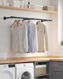 SONGMICS Set di 2 Attaccapanni da Muro, Barra Appendiabiti da Parete, Stile Industriale, Salvaspazio, 30,4 x 170 x 7 cm, Portata di 68 kg, Montaggio Facile, per Piccolo Spazio, Nero - Tagli Unica - Visualizzare 2