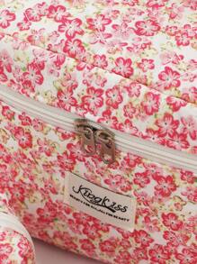 1 PC Pink Floral Quilted Portable Make Up Bag,Fashionable And Casual Large Capacity Portable Zipper Makeup Bags,Travel And Vacation Essentials Cosmetic Bags For Sanitary Napkins,Pouch Pads,Wired Earphones,Headphones,Charger,Lipsticks,Cosmetics,Perfume,Skin Care And Beauty Products,Home Decor,For Mom,Women,Nurses,Students,School Girls,Keys,Holiday Gifts
