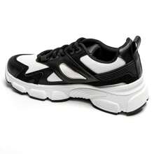 Fashionable Casual Breathable Thick Sole Sneakers - Black - View 3