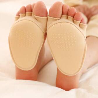 1 双加大码女式纯色海绵加厚薄款防滑防摩擦隐形五趾垫，秋季