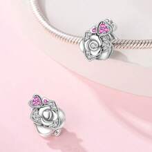 1 pieza Compañero permanente del amor, romántico rosa corazón de rosa de amor, lazo de amor, broche fijo, ramo de amor, gato y flor, cuentas de flor, colgante adecuado para pulsera de serpiente, collar, llavero, cuentas plateadas adecuadas para hacer joyería DIY, regalo de aniversario, Navidad, para chicas, pareja, regalo del Día de San Valentín