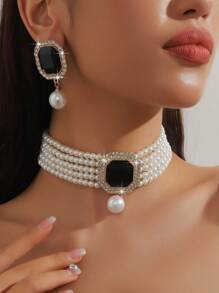 1pc Premium Geometric Square Fuchsia, Green, White, Black Crystal Beaded Necklace And 1 Pair Geometric Square Fuchsia, Green, White, Black Crystal Earrings, 2pcs Jewelry Set, Suitable For Evening Gown And Everyday Wear