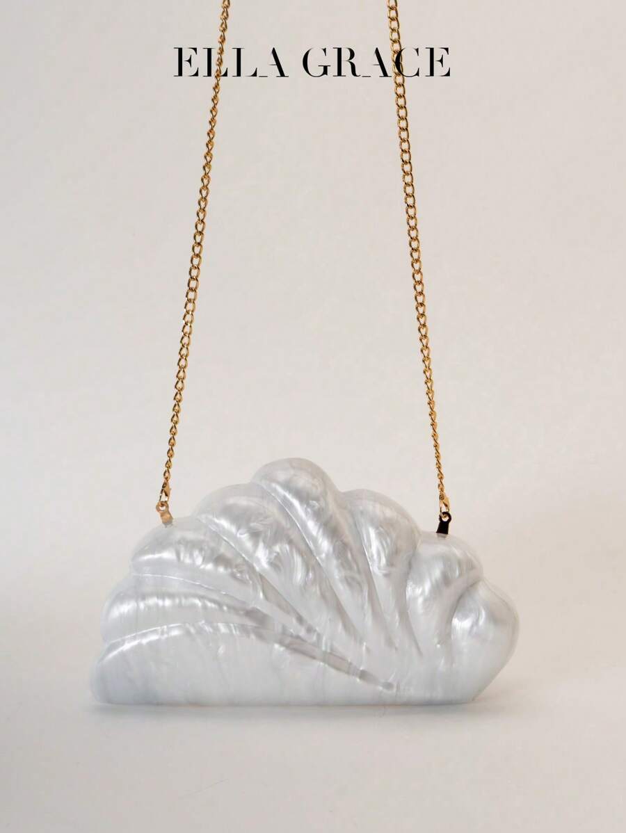 闪闪发光的云壳形亚克力晚宴包，白色和香槟金色 - 配金属链。非常适合婚礼派对、情人节、年终派对和庆祝宴会等正式场合。贴心的情人节、年终派对和庆祝宴会礼物。送礼的理想礼物 - 米色 - 查看 1