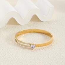 1 件女士简约金色不锈钢手镯，镶有方晶锆石，钛钢生命树设计，百搭优雅，是绝佳的礼物选择