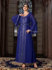 Faeriesty Abaya 优雅雪纺晚礼服，饰有垂直水钻 - 合身的廓形、飘逸的垂坠感以及袖子和腰部精致的珠饰，非常适合晚会、婚宴、文化仪式 - 寶藍色 - 查看 6