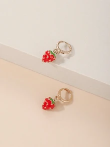 1 对创意草莓耳环，时尚清新风格学生耳环配件